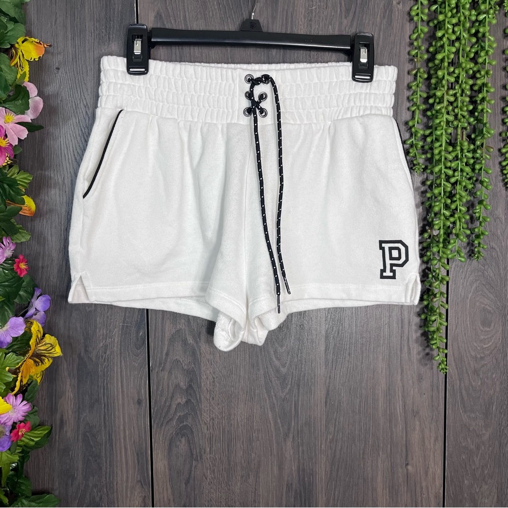 .•💙2/$40💙PINK Victoria's Secret White Lace Up Waistband Lounge Shorts Size S